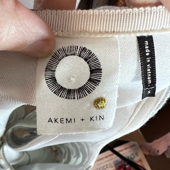 Anthro | Akemi & Kim Floral Peplum Tank - Picture 5 of 7